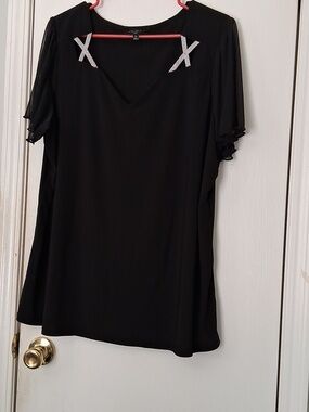Atelier 29 Woman Black V-Neck Top Short Sleeve Embellished Shoulder Detail Sz 3X